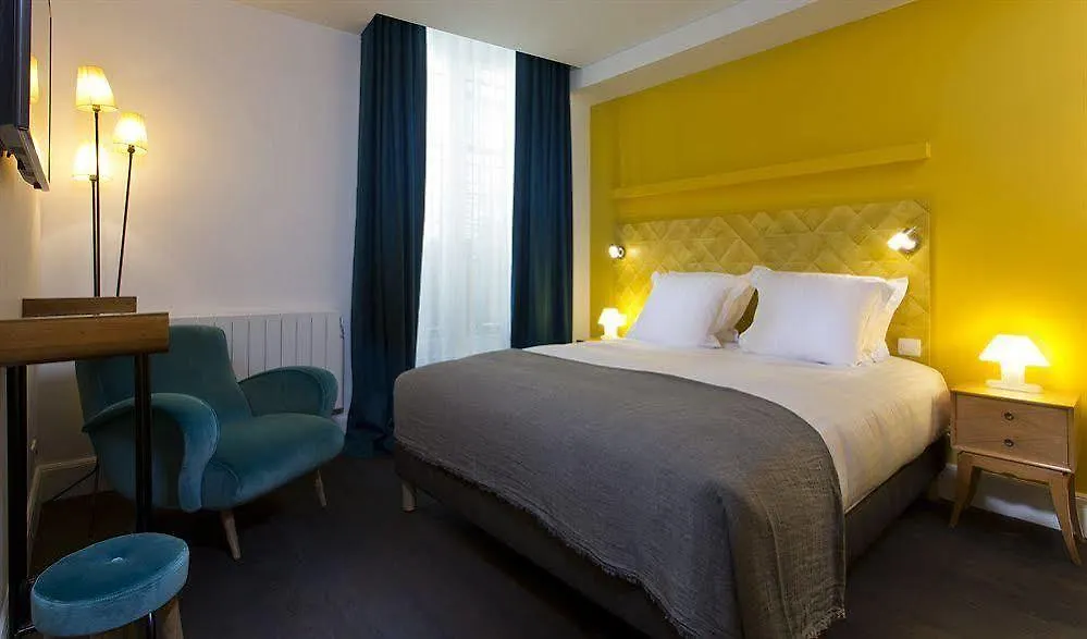Hotel 1Er Etage Marais Paryż