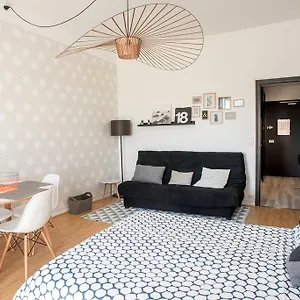 https://studios-regina-mer-vue-golf.biarritzhotels.info